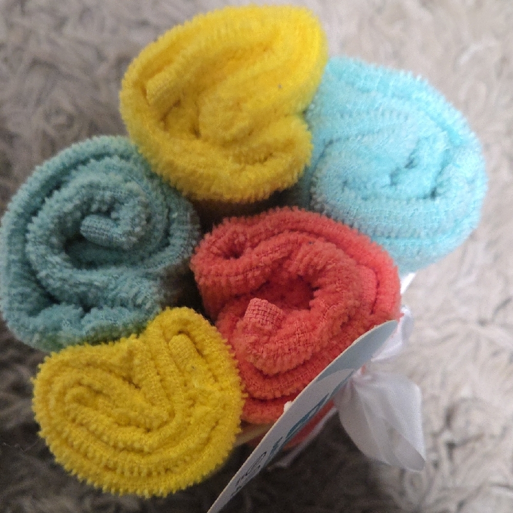 Colorful Washcloth Set - Picture 3 of 4